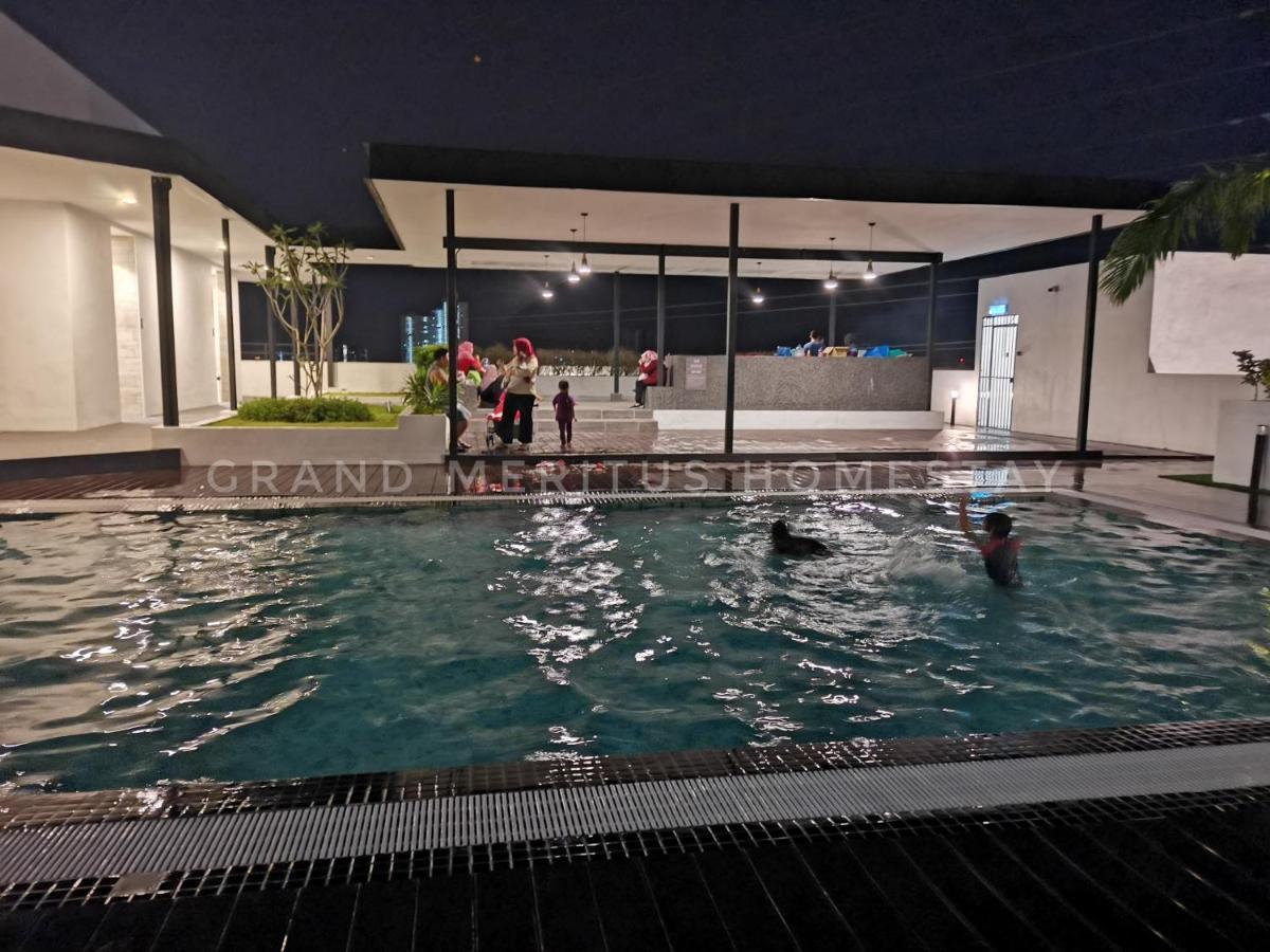 Grand Meritus Homestay @Penang Perai Bagian luar foto