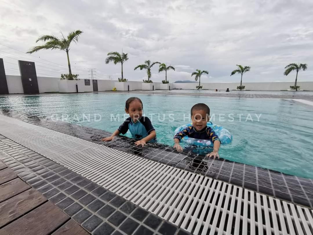 Grand Meritus Homestay @Penang Perai Bagian luar foto